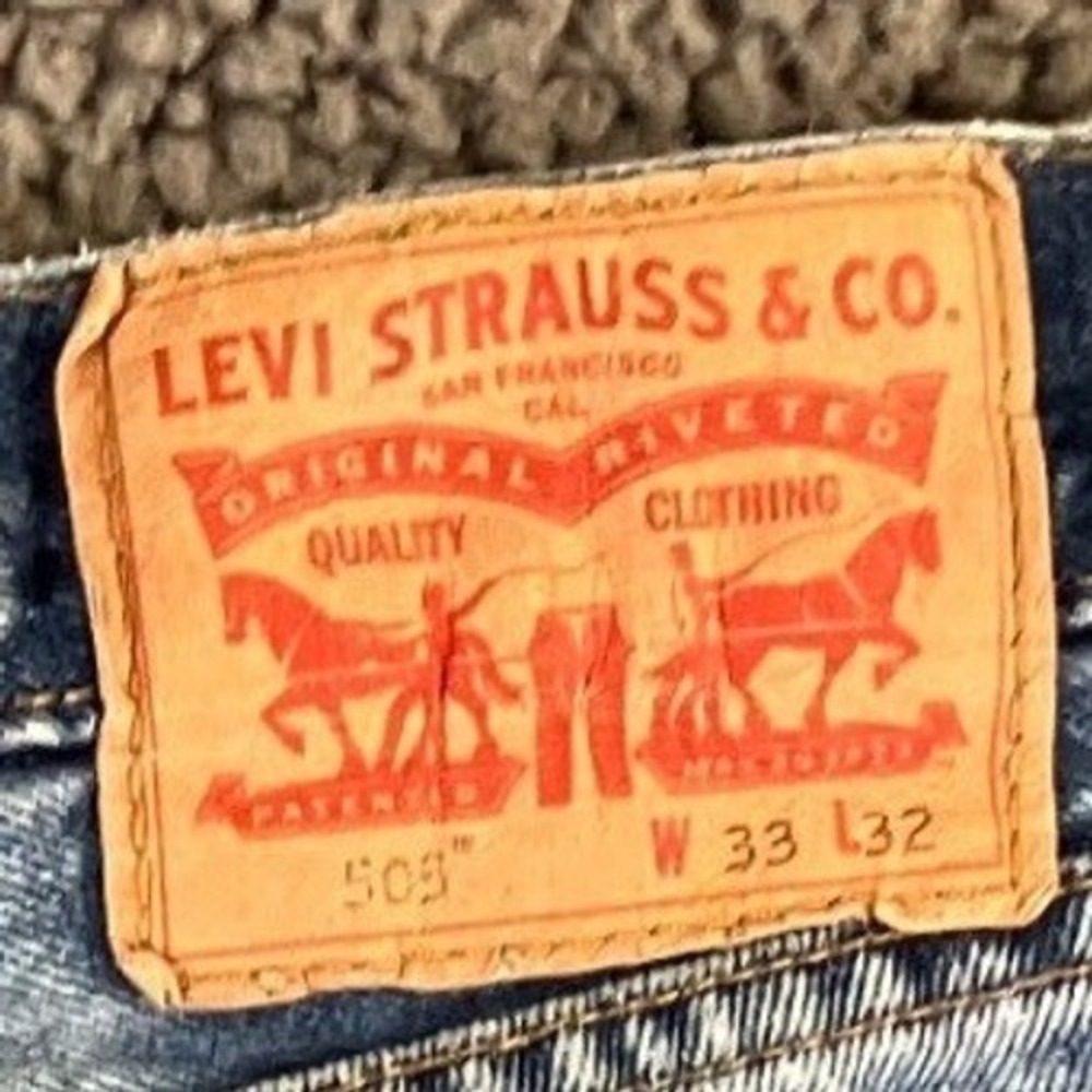 Levis 505 Regular Fit Straight Leg Jeans Light Wash Blue Mens 33x32 Distressed - Picture 2 of 11